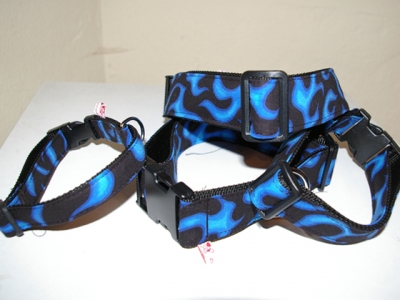 Halsband Blaue Flammen