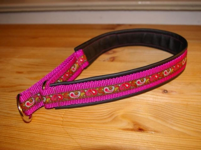 Halsband Paisley pink